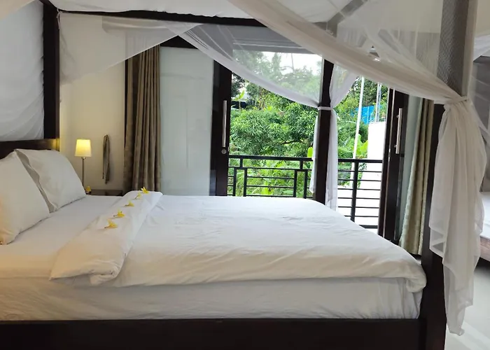 Rumah Riang 別荘 *